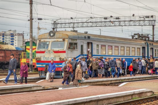 Train from Slavutych arrives at Chernihiv