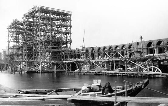 1895 bridge construction photo
