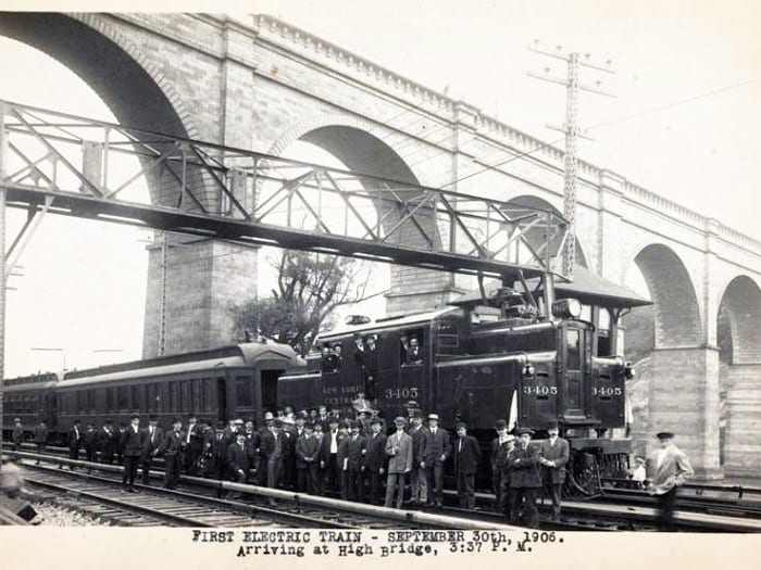 Third-rail system implemented over 100 years ago