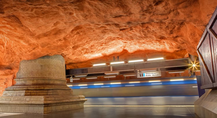Riding the Tunnelbana – the painted caves of the Stockholm Metro