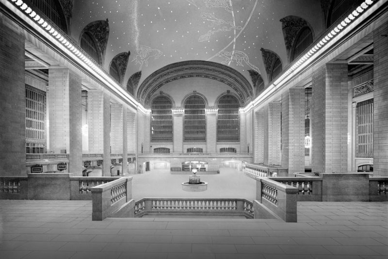 Grand Central's main concourse shortly before opening.