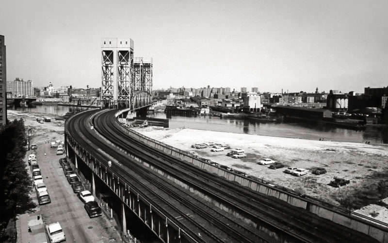 9/1958 - The Harlem River Lift Bridge