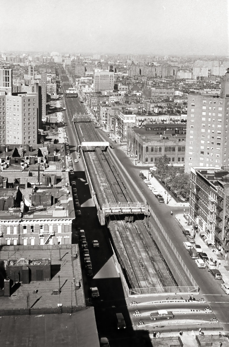 10/1958 - The Park Avenue Viaduct, with NK (later NICK) tower visible in the background