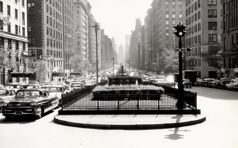 10/1959 - Bushes surround a vent for the tracks below along Park Avenue