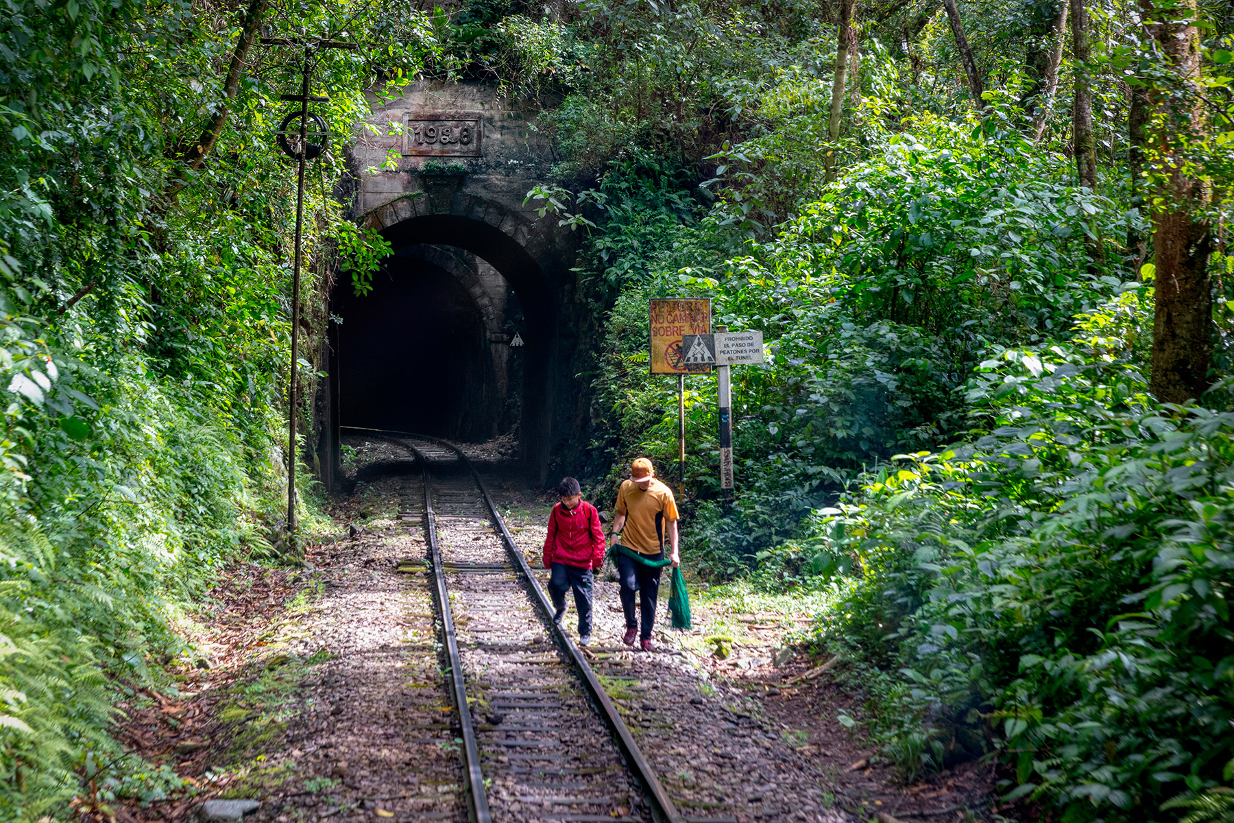 A tunnel is marked with the date 1928 - this part of the line opened a year later, in 1929.
